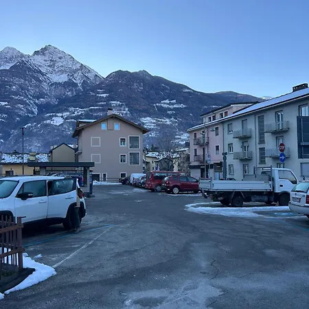 La Dimora Del Pettirosso Appartamento Aosta